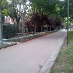 Esplugues t&eacute; indrets acollidors, clissant possibles llocs on viure quan sigui ric :)